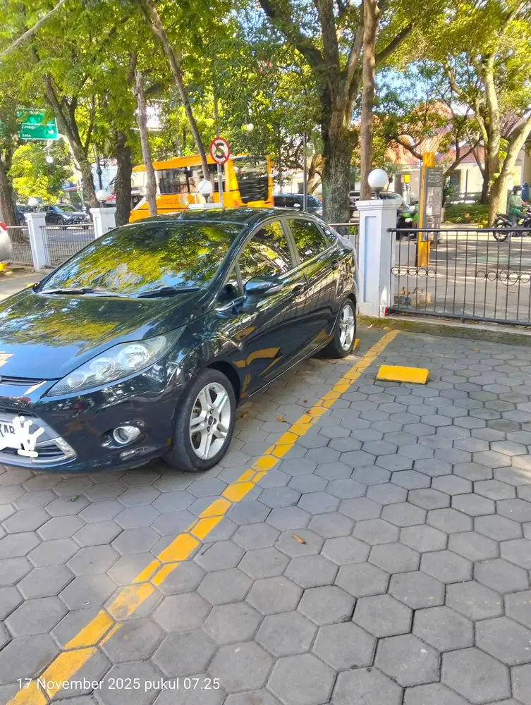 Ford Fiesta 2012 Bensin