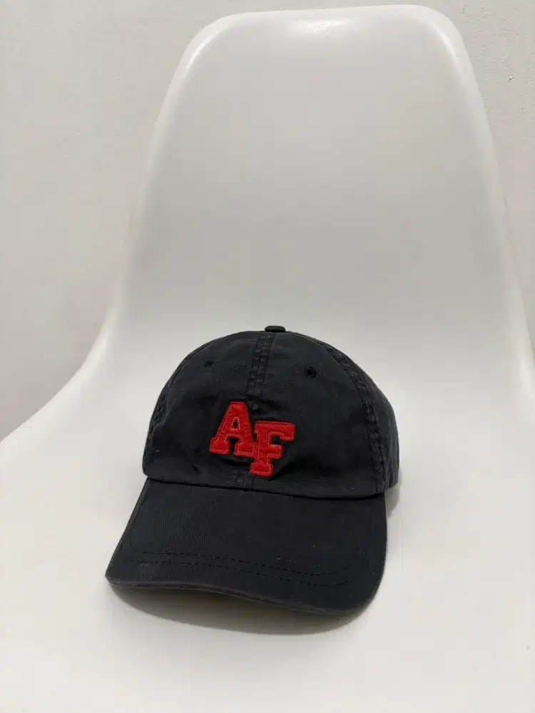 Topi Abercrombie & Fitch