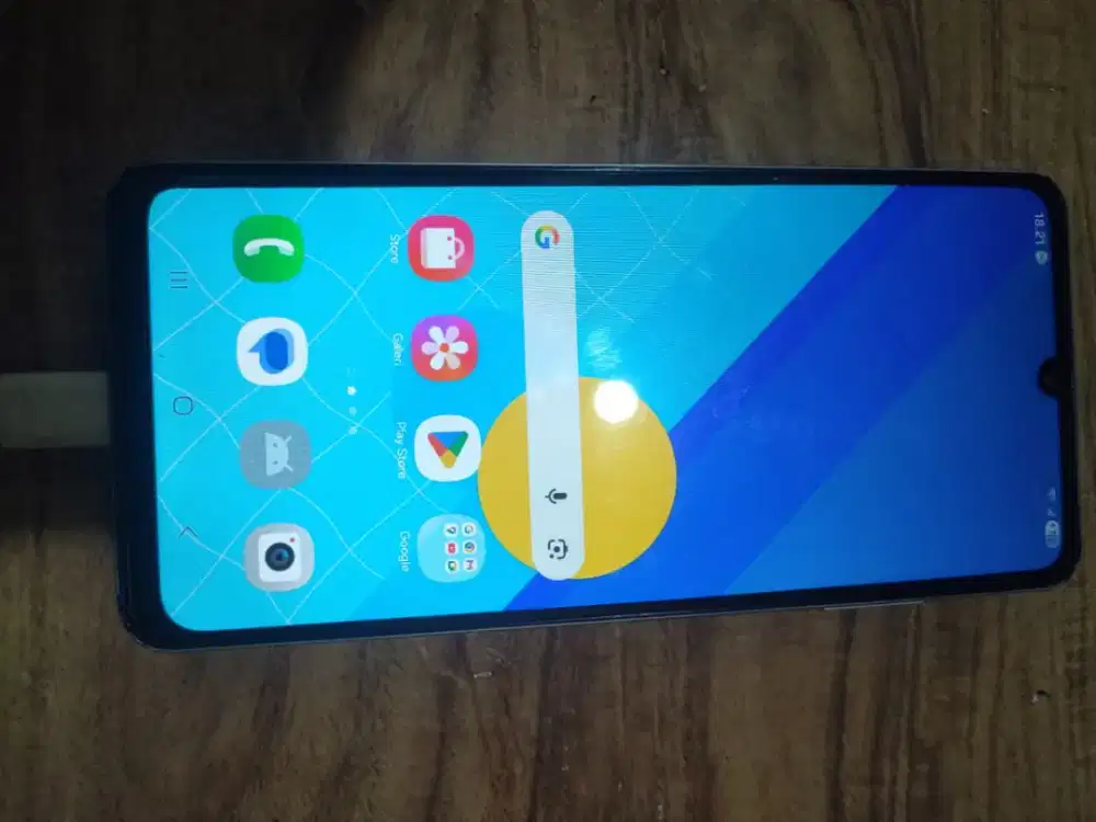 Samsung A06 ram 4+4/64 hp aja