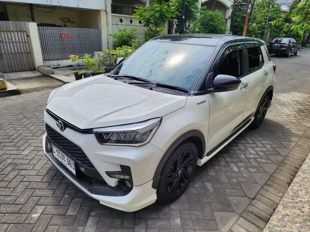 TOYOTA RAIZE 1.0 GR TURBO TWOTON 2025 KILOMTER 11 RIBU ASLI ORIANN