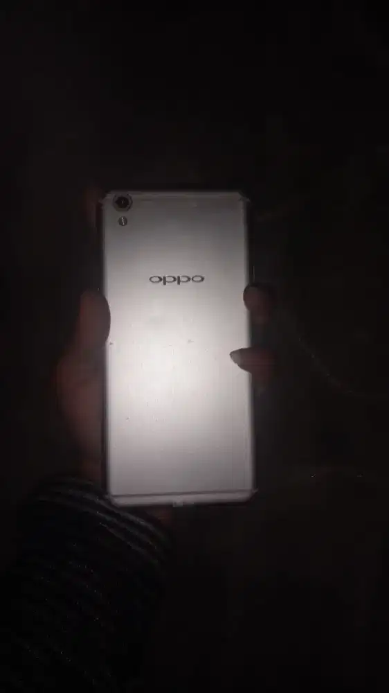 Oppo F1 Plus Bekas