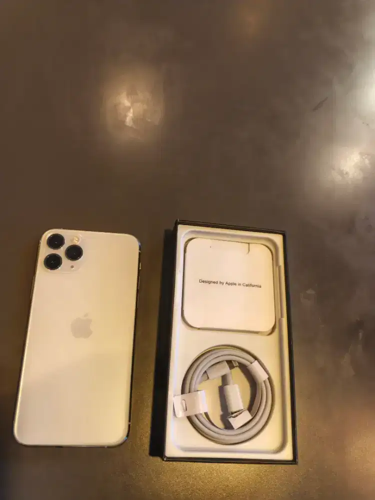 Iphone 11 pro 256gb sayang pemakai