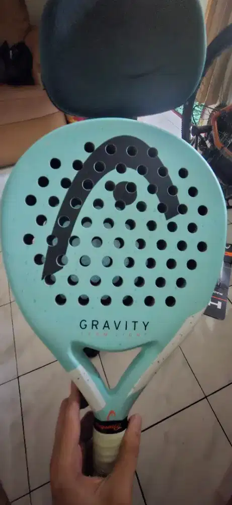 Raket padel head gravity