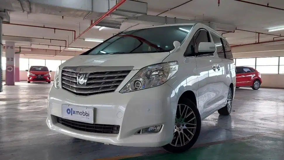 TDP 8,JT Toyota Alphard 2.4 Premium Sound Bensin-AT Silver 2010