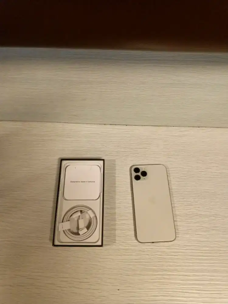 Iphone 11 pro 256gb akeh banyk mulus