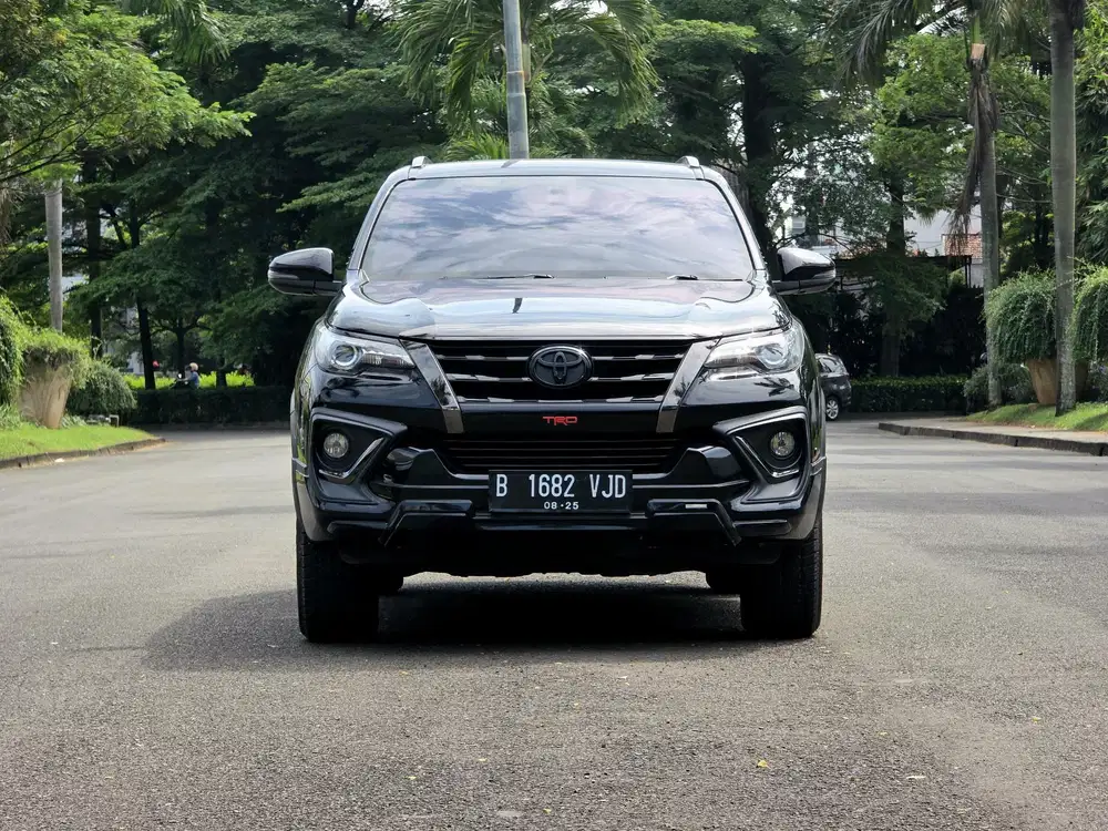 Angsuran 7 JTan Fortuner 2.4 VRZ TRD AT 2020
