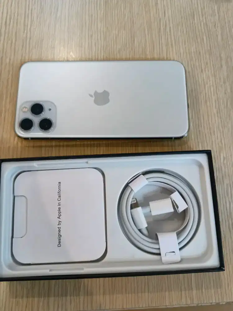 Iphone 11 pro 256gb spek silver