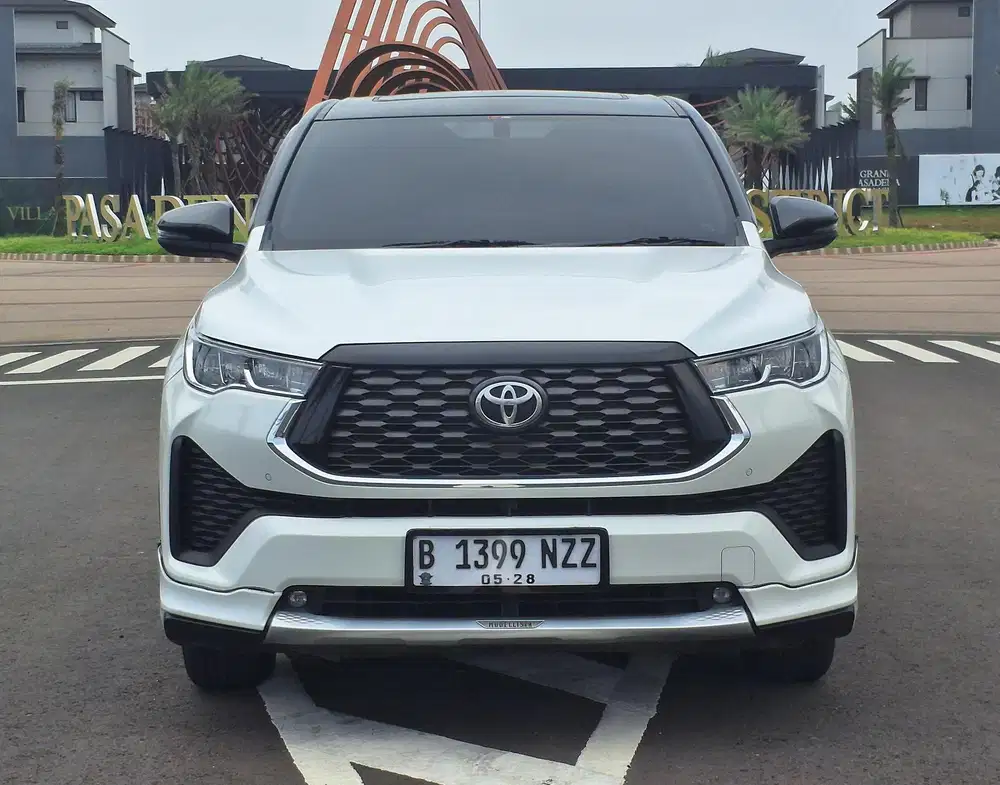 Angsuran 7 JTan Toyota Innova Zenix V Hybrid Modelista 2023