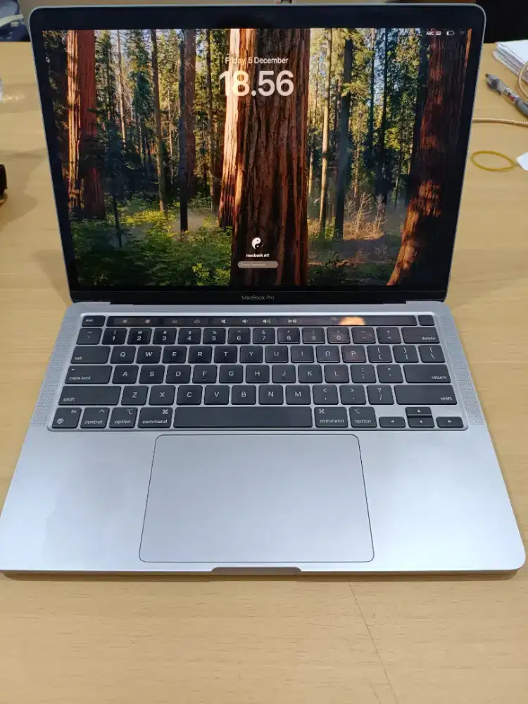 Macbook Pro M1 13inch 2020 8/256SSD Murah Mulus Cepat Mantap