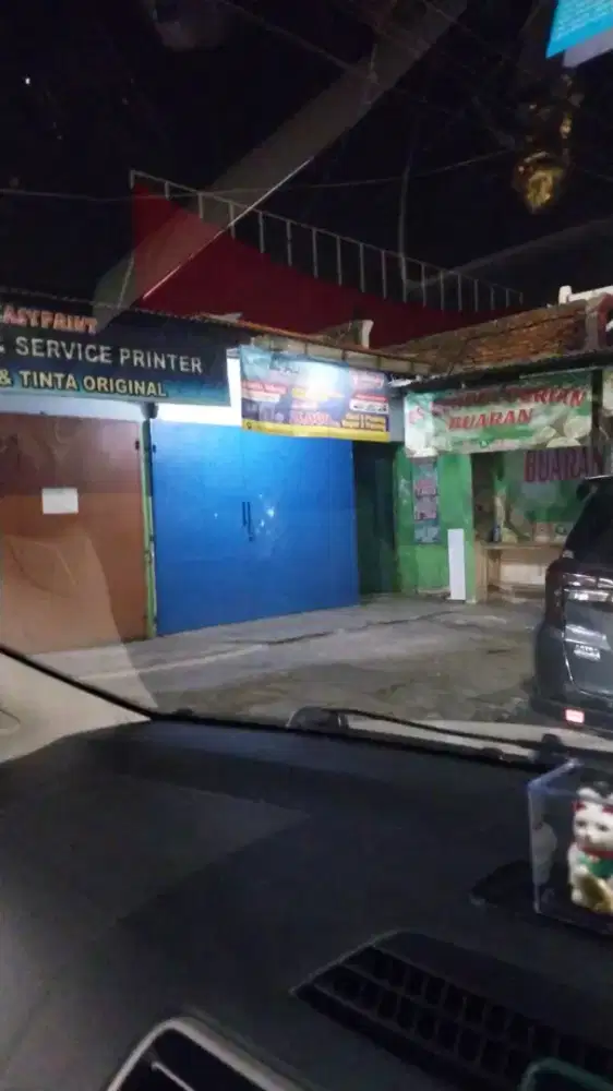 Staff Pegawai Laundry