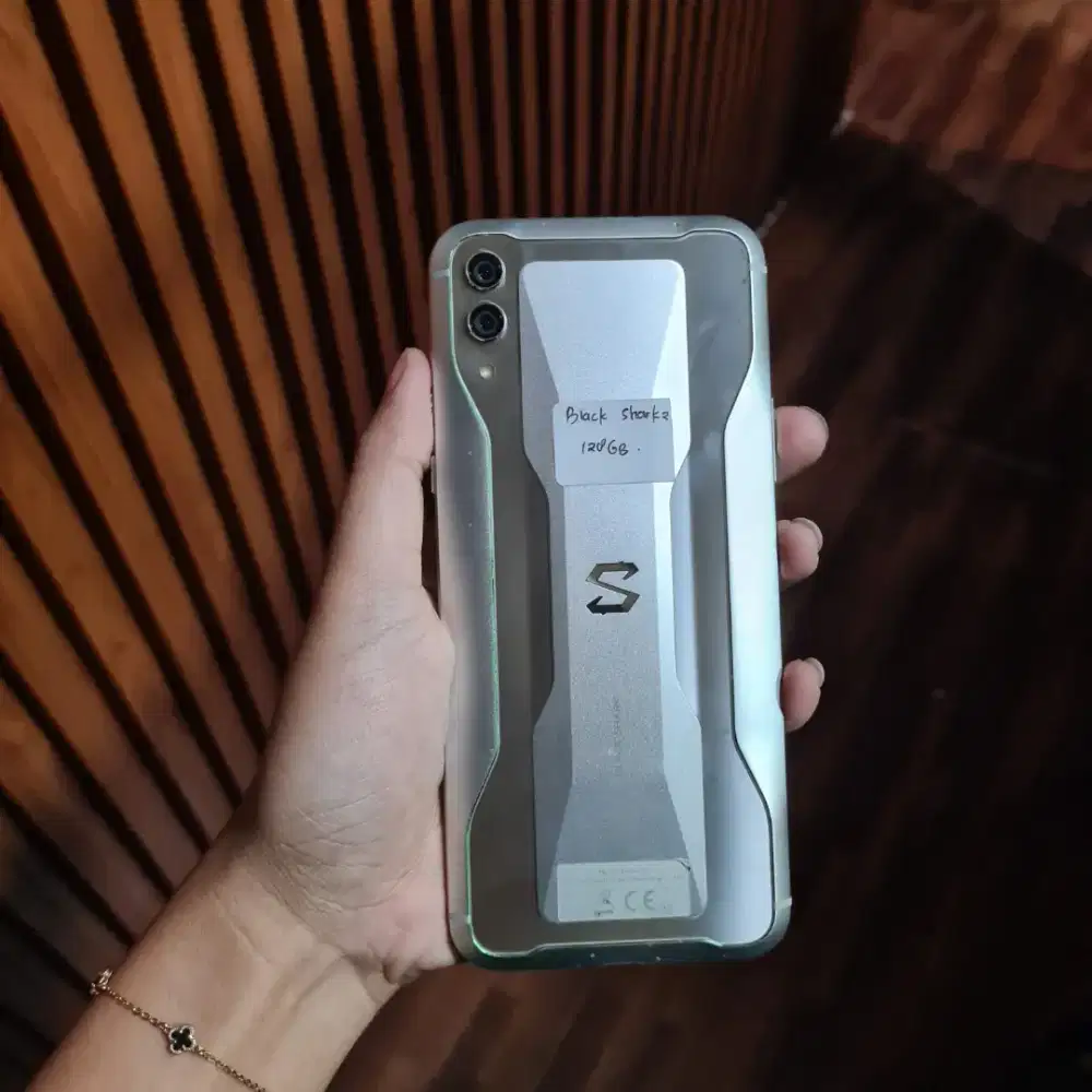 Xiaomi Black Shark 2 6/128 – Lengkap, Fungsi Normal