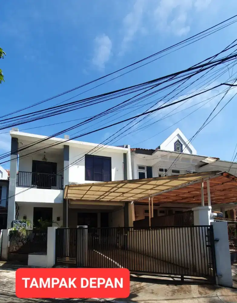 DIJUAL RUMAH & FULL FURNITURE (TINGGAL BAWA ISI LEMARI SAJA)