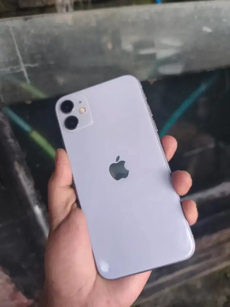 iPhone 11 128 GB Purple