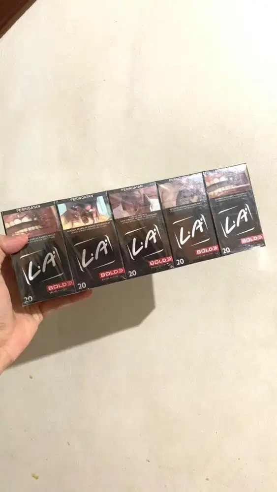 LA BOLD 1 Slop isi 10 bungkus