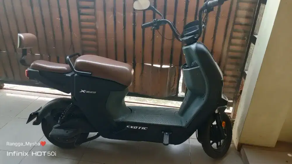 Sepeda listrik merk exotic, pemakaian baru 6 bulan,barang mulus