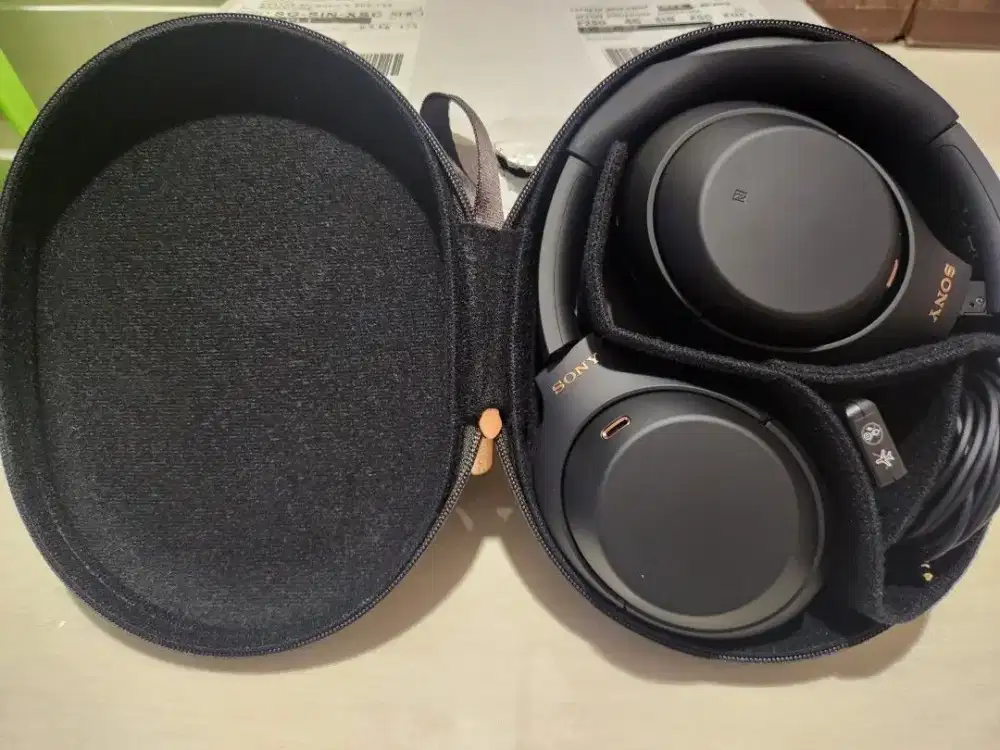 Sony WH-1000XM4 Noise Cancelling Headphone Headset Wireless Audio