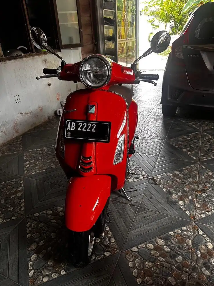 VESPA PRIMAVERA ABS ISTIMEWA