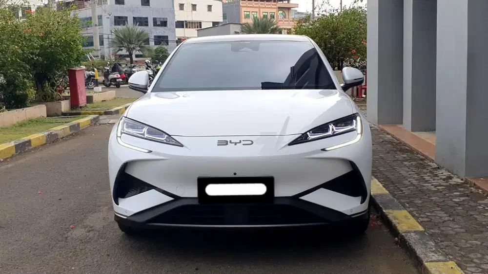 Km10rb byd sealion 7 performace awd 2025 putih pajak panjang