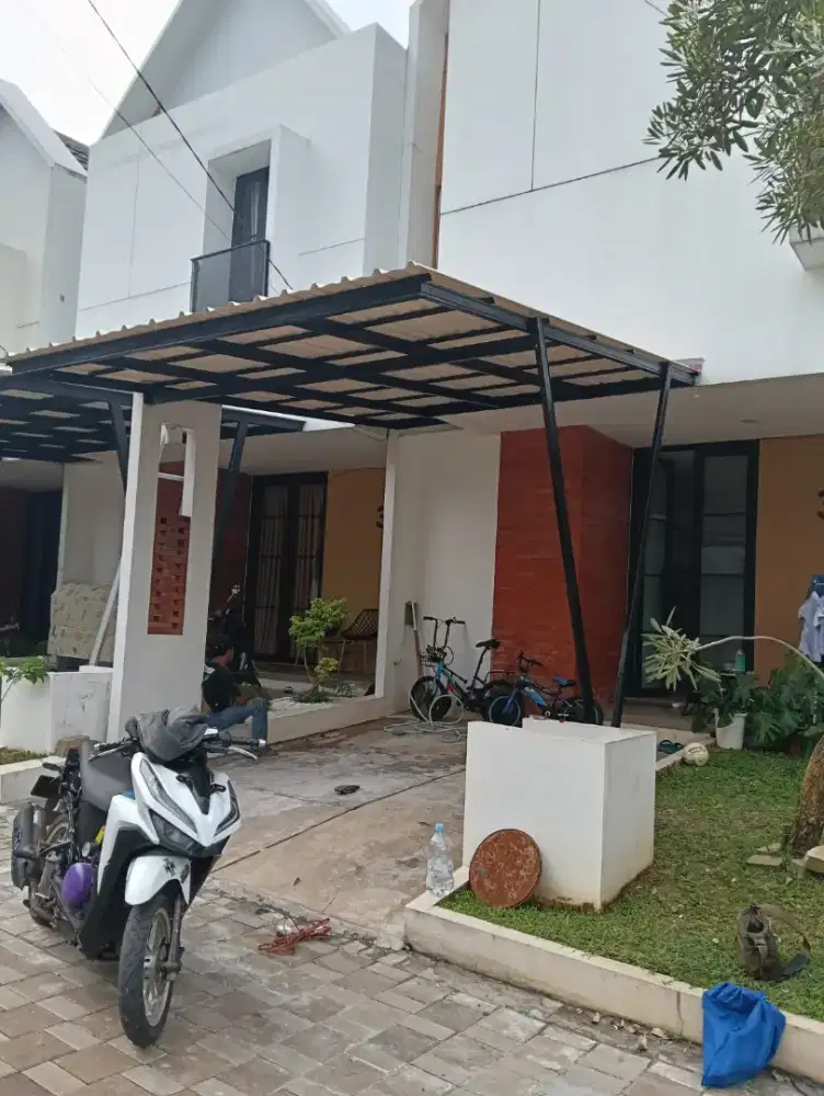 Pasang kanopi baja ringan