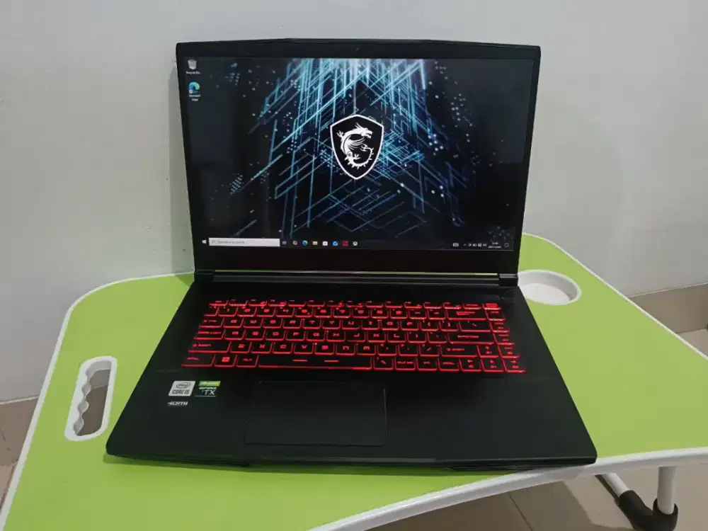 Laptop Gaming MSI Core i5 RAM 24GB VGA NVIDIA RTX3050
