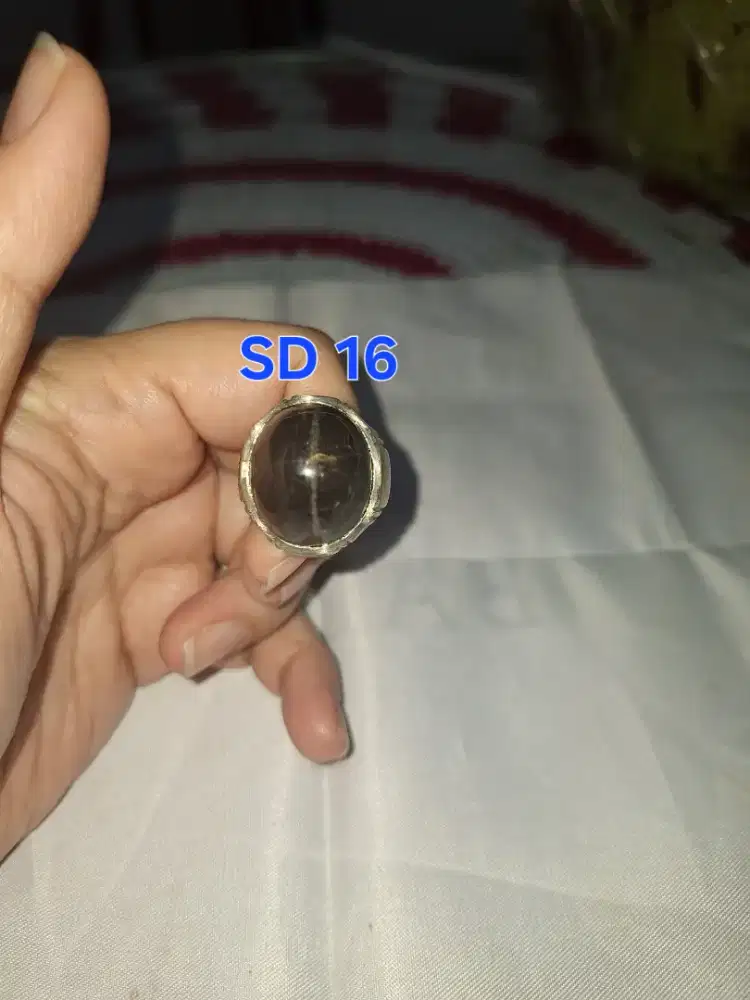 Batu cincin tapak jalak 
Hitam garis perak 
SD 16 Ring perak alpaca 
B