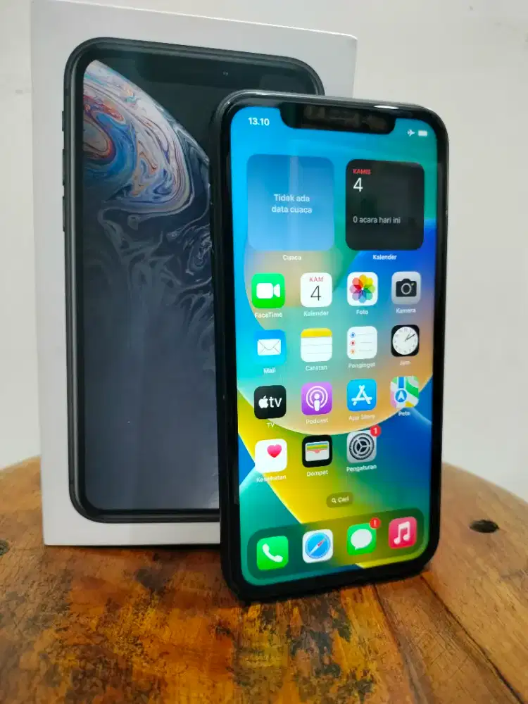 iphone xr 64 ibox