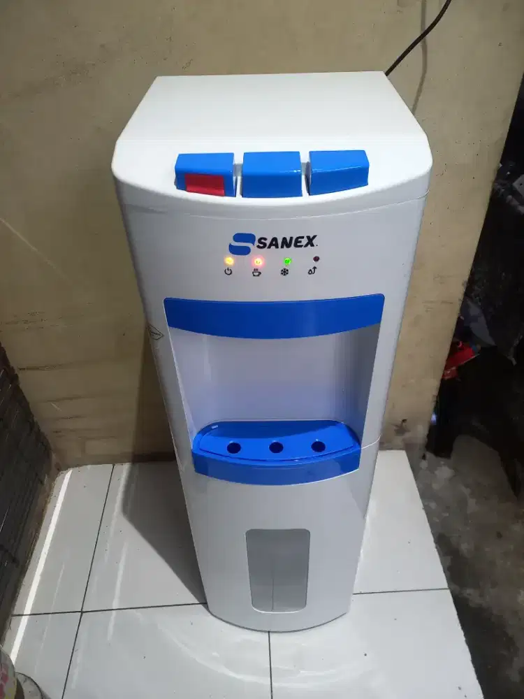 Dispenser Galon Bawah Sanex 3kran Sangat Mulus Dingin Es