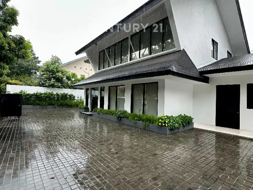 Disewa Rumah Fully Furnished Pakubuwono cocok untuk Klinik Kecantikan dan Kantor #260192