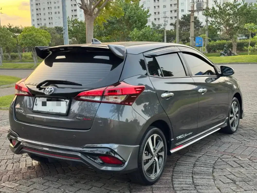Toyota Yaris TRD S 2021 Matic Abu-abu