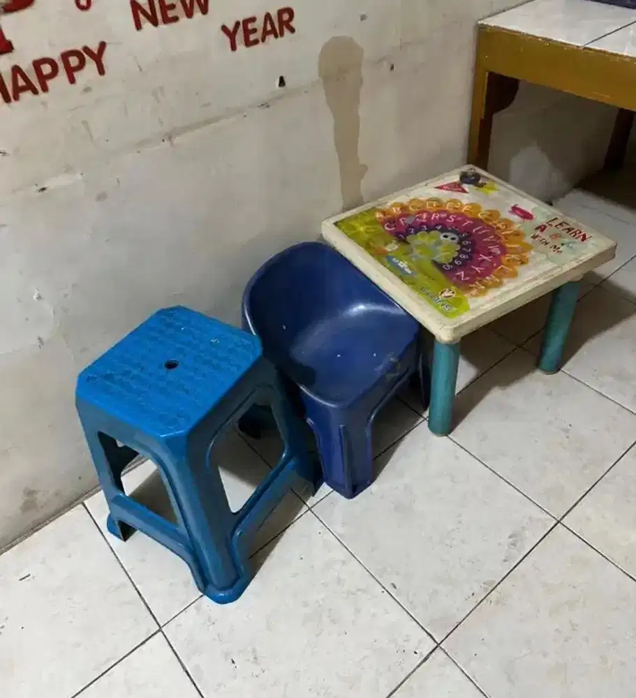 dijual borongan seperti foto 3 macam kursi meja jual murah