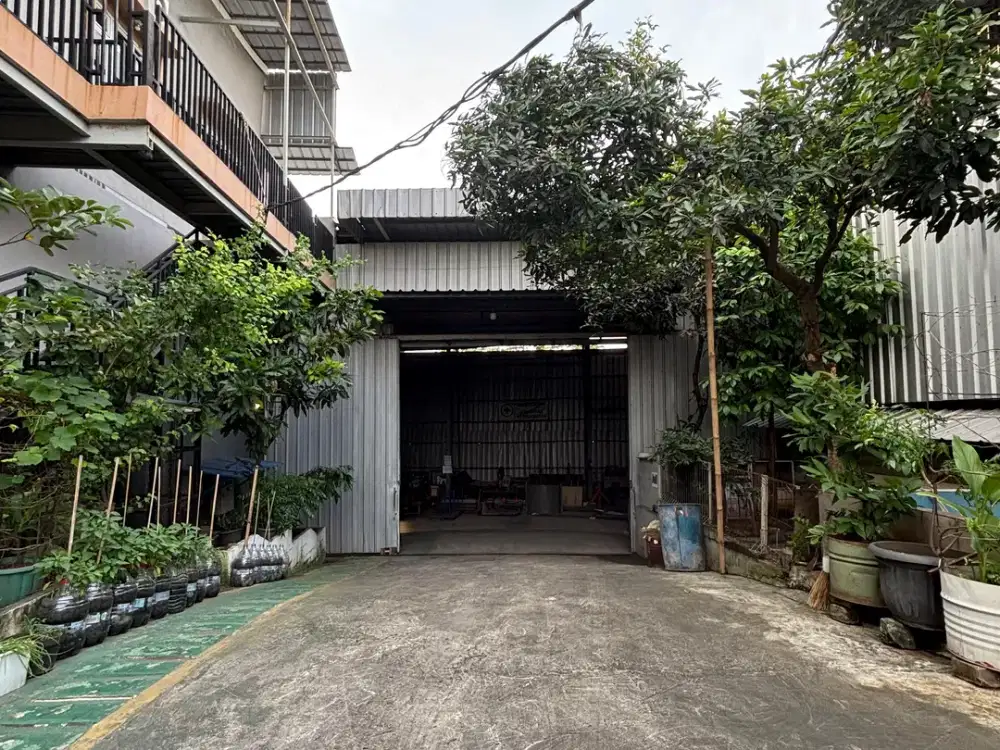 Dijual Gudang Luas 1800 m2 Kawasan Industri di Narogong Kota Bekasi