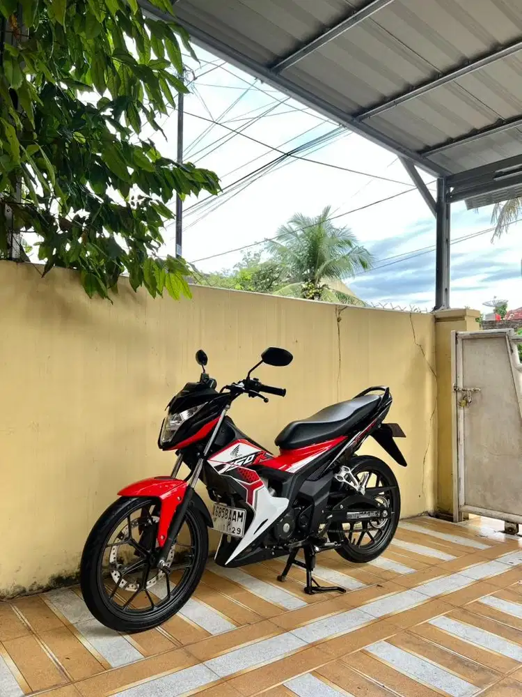 Honda Sonic 150R