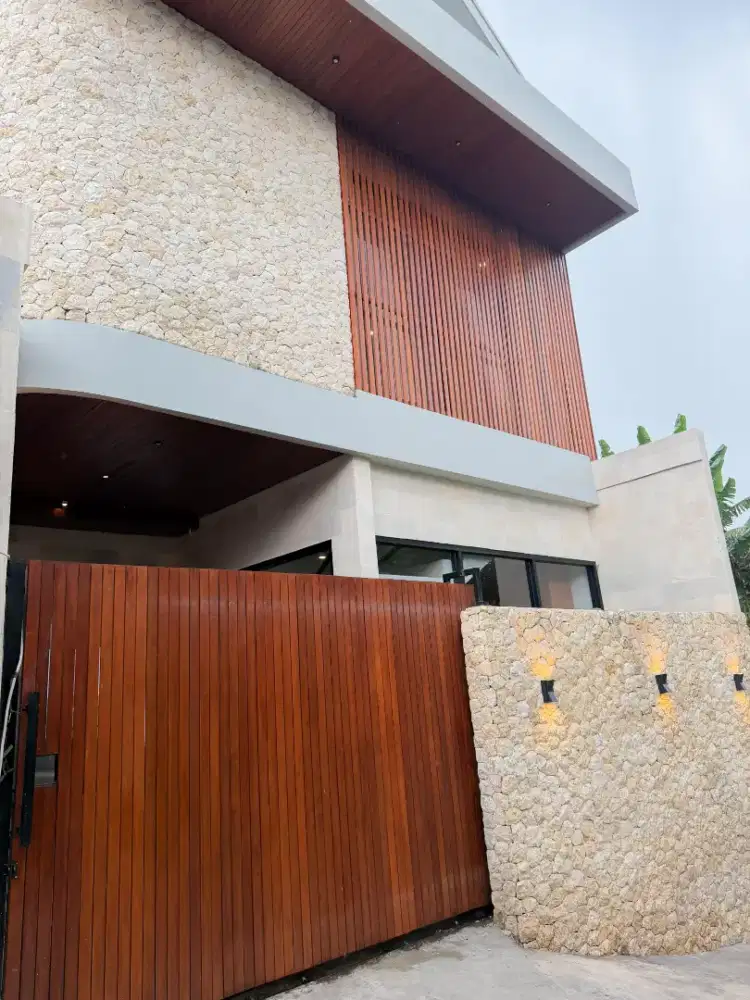 DI JUAL VILLA BARU DI CEPAKA MUNGGU , BALI , VIEW SAWAH & VIEW GUNUNG