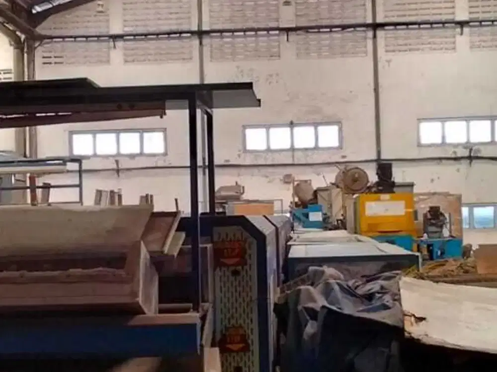 Disewakan Gudang siap pakai di jalan Raya Narogong kota Bekasi