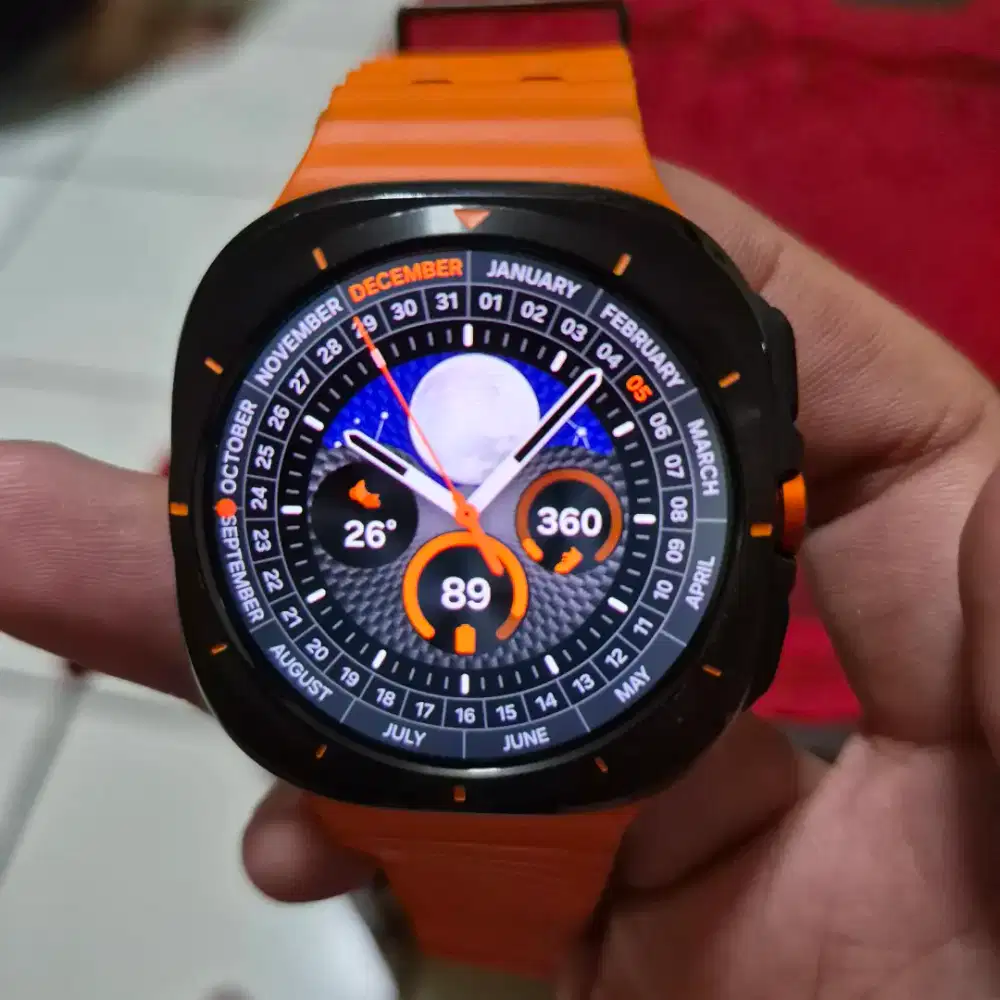 Samsung Galaxy Watch Ultra (Orange)