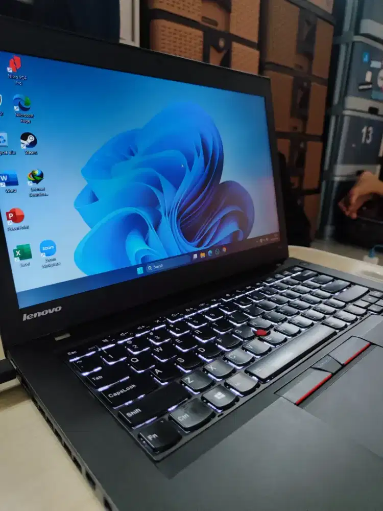 Dijual cepat laptop bekas