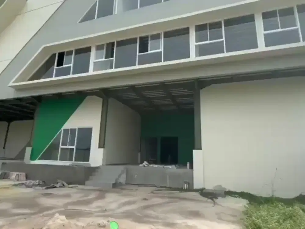 Dijual Cepat Gudang Laksana 3 Lantai, Pakuhaji di Tangerang