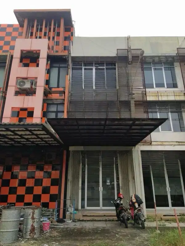 Dijual Ruko 3 Lantai Siap Pakai SCC Transmart Rungkut Surabaya