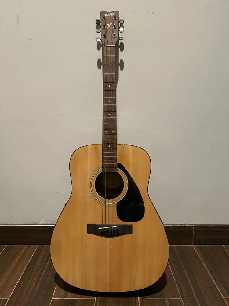 Gitar Akustik Elektrik Yamaha FX310