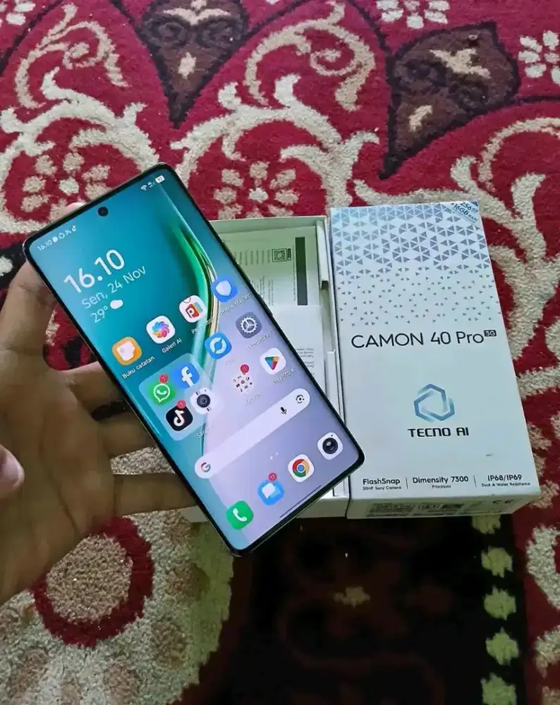 Tacno camon 40pro 5g