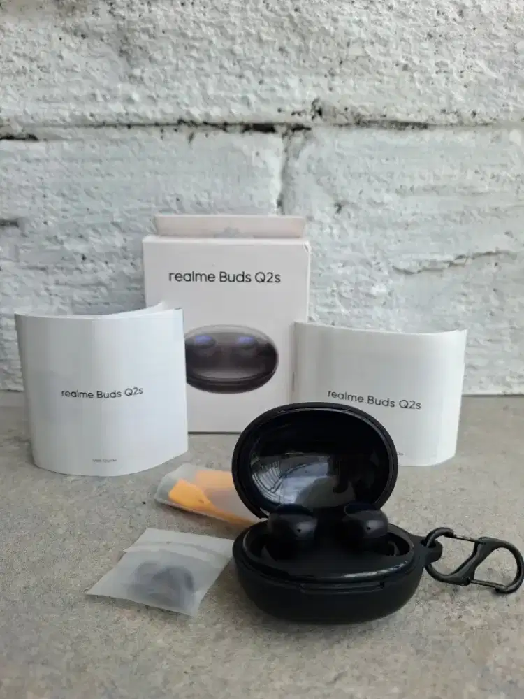 Headset Bluetooth Realme Buds Q2s Original Kondisi Minus