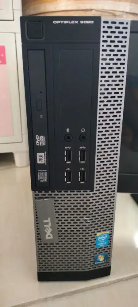 Menerima komputet jadul kantor surabaya