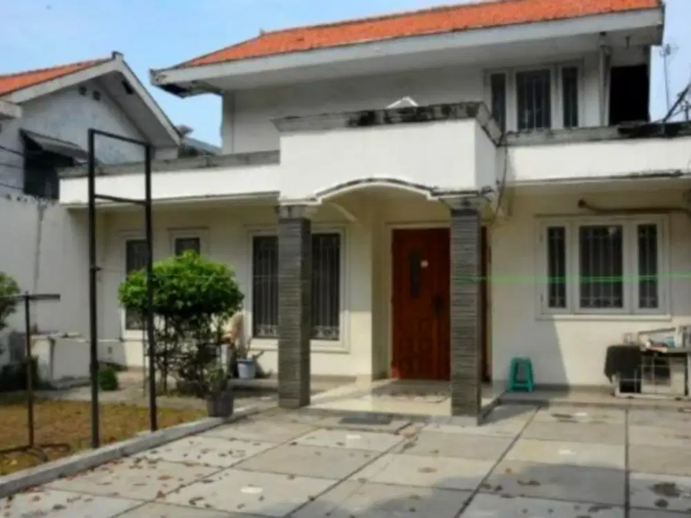 Rumah Di Jl.Pemuda Raya,Rawamangun