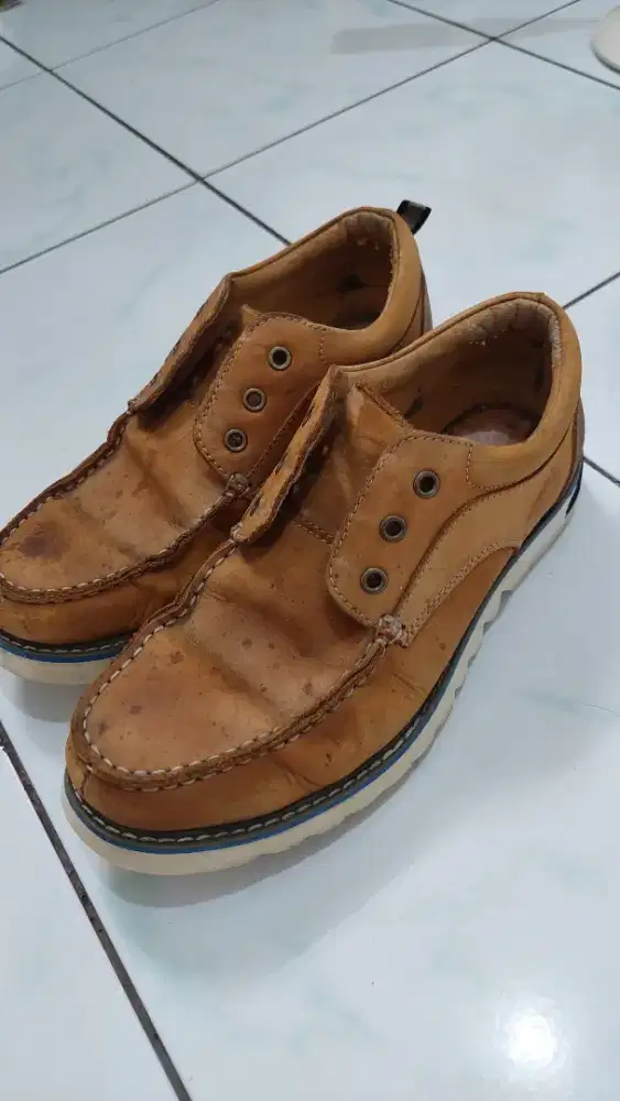 Sepatu boot crocodile