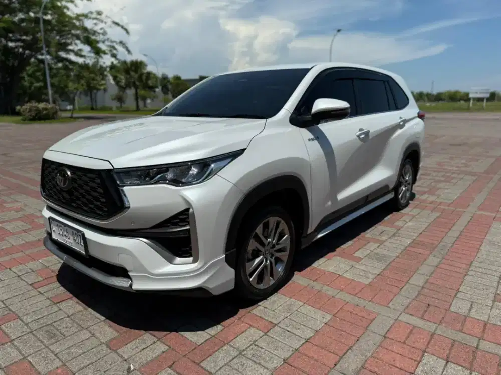 Toyota Innova Zenix Q hybrid modelista tss matic 2023