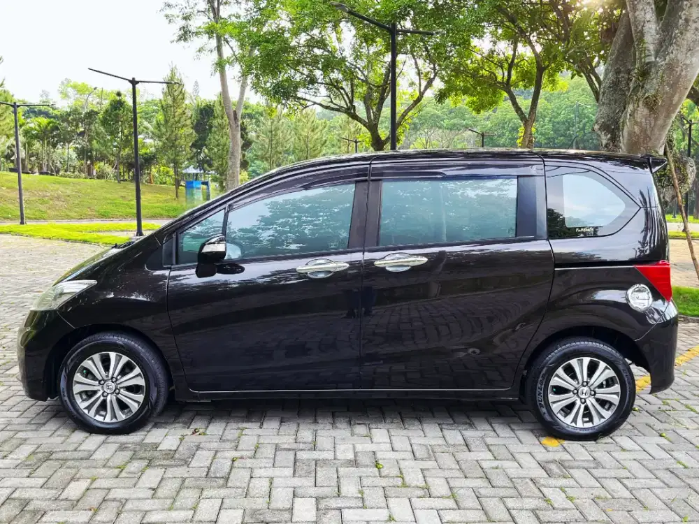 KM 86rb! Freed E PSD 2012