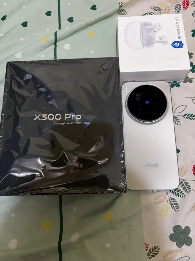 Vivo x300 pro 16/512
