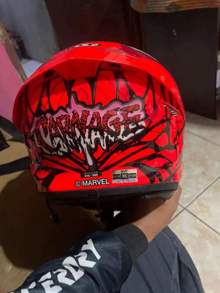 Helm KYT TT COURSE CARNAGE