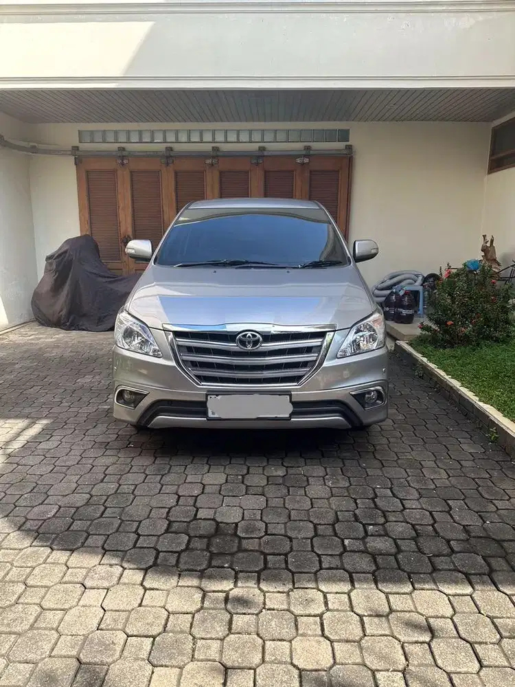 Innova diesel v 2015