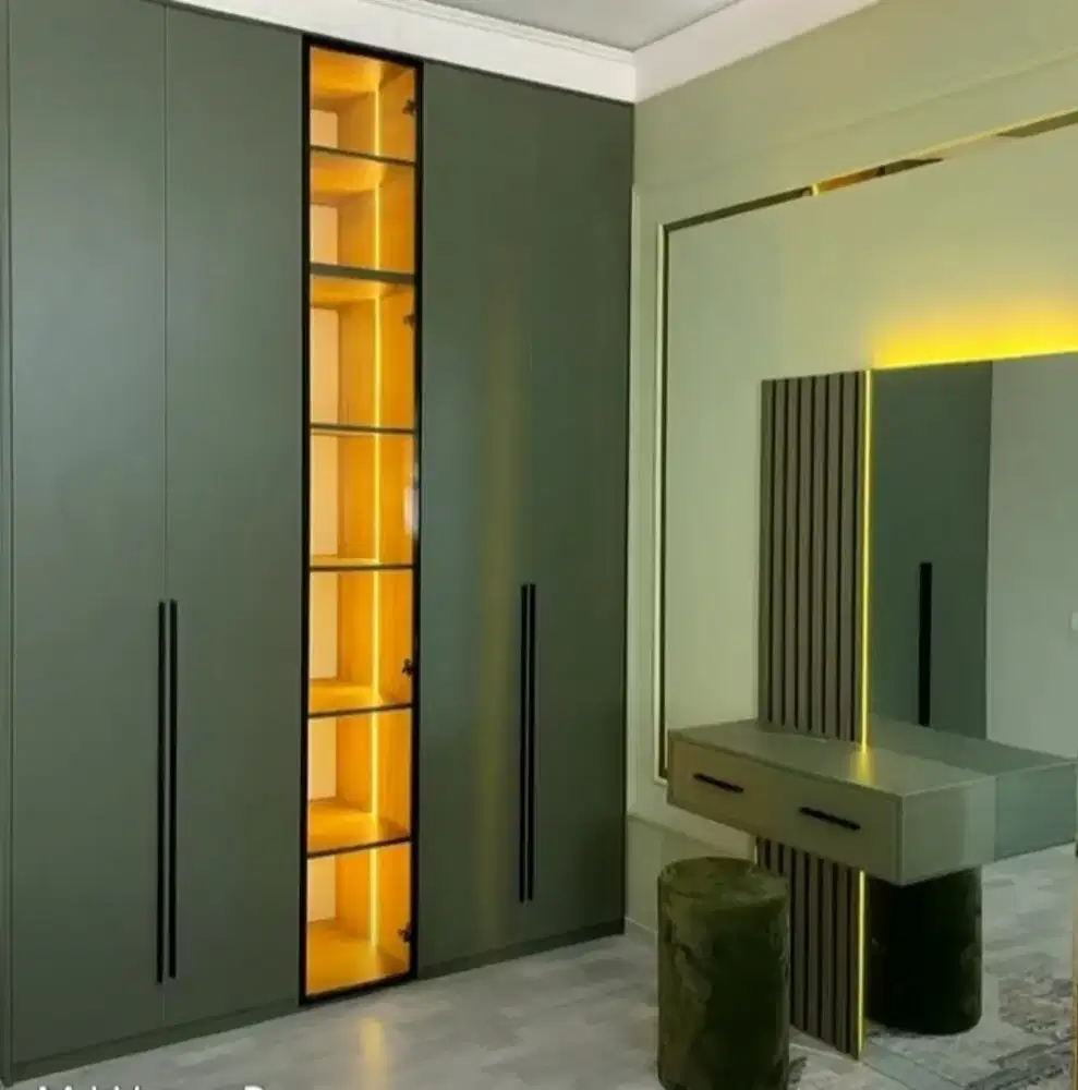 Tempahan Lemari Baju